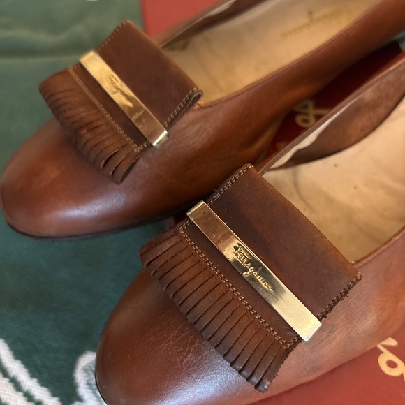 Vintage Salvatore Ferragamo Flats/Loafers - Picture 2 of 4